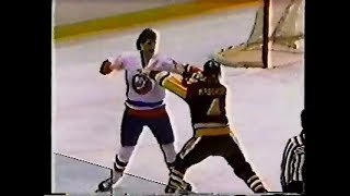 Clark Gillies vs Marty McSorley [upl. by Ide452]