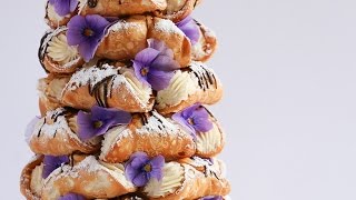 Mini Cannoli Tower Rosies Dessert Spot [upl. by Ireva]