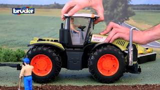 Claas Xerion 5000  03015  BRUDER Spielwaren [upl. by Thessa]