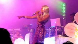 Kelis performs quot22nd Centuryquot quotMillionairequot and quotYoung Fresh N Newquot Live  Music Box 72310 [upl. by Nsaj]