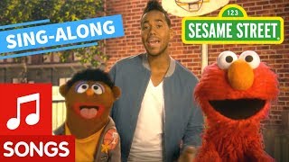 Sesame Street Quiero Ser Tu Amigo with Lyrics feat Romeo Santos  Elmos Sing Along [upl. by Colbye11]